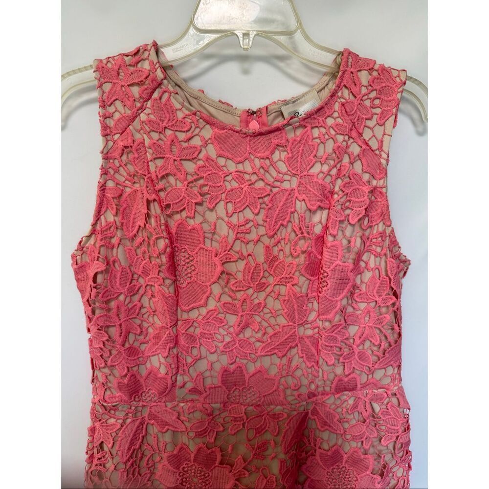 Beige by eci Women coral lace overlay dress size 6 - Picture 3 of 11